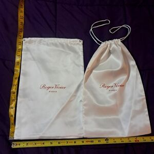 ROGER VIVIER dust bags